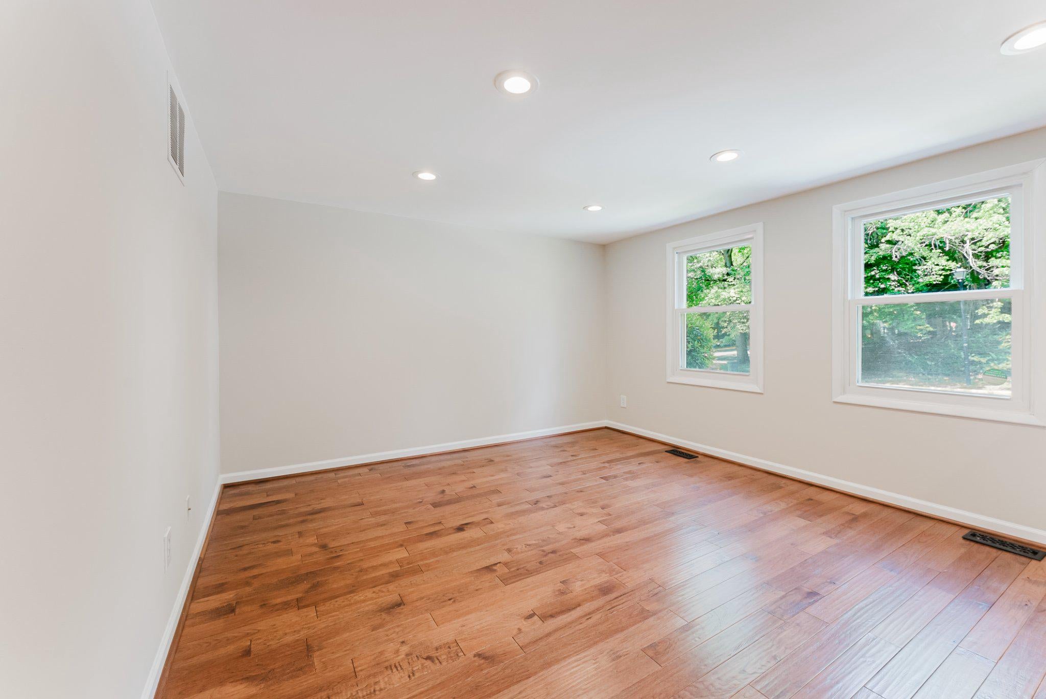 8143 CRYSTAL CREEK COURT