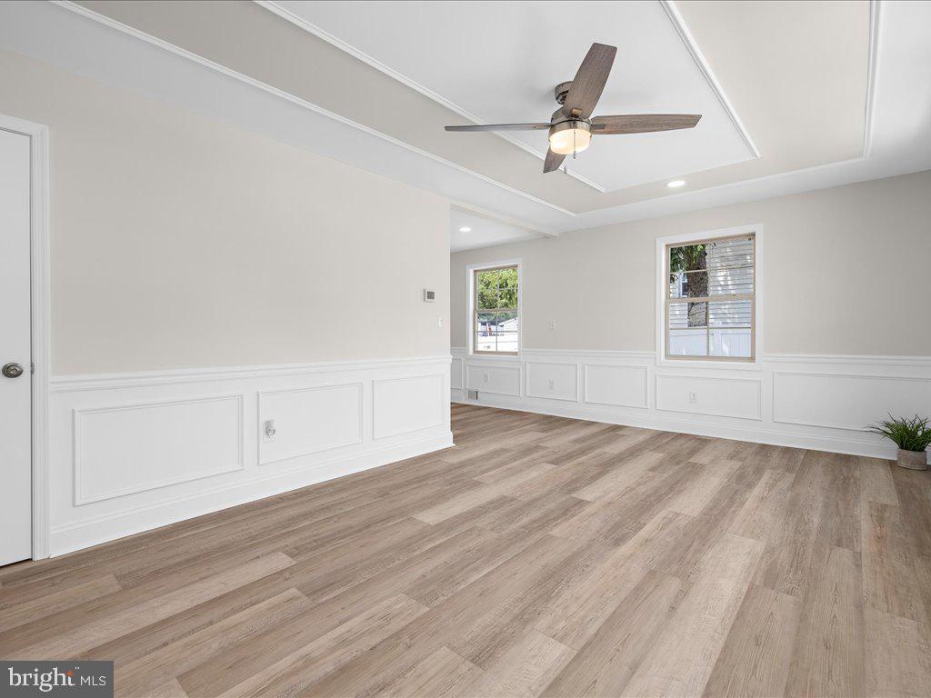 PLEASANTVILLE - Residential