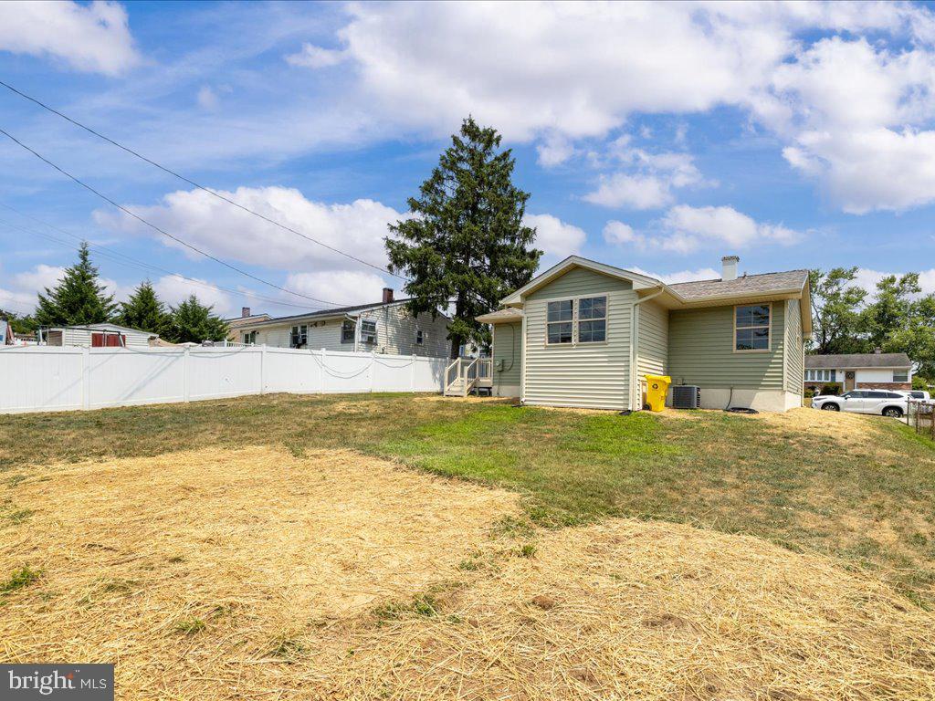 PLEASANTVILLE - Residential