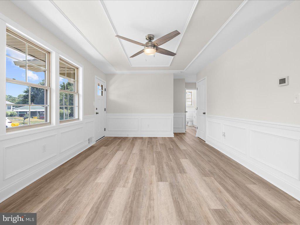 PLEASANTVILLE - Residential