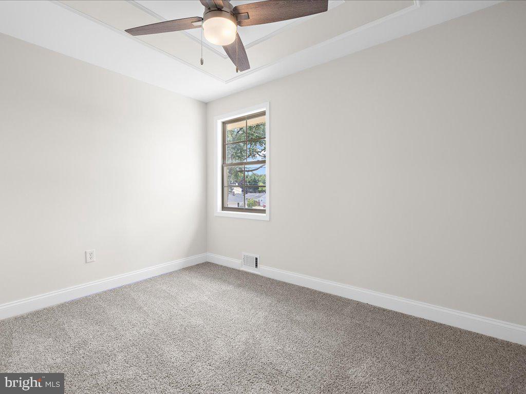 PLEASANTVILLE - Residential