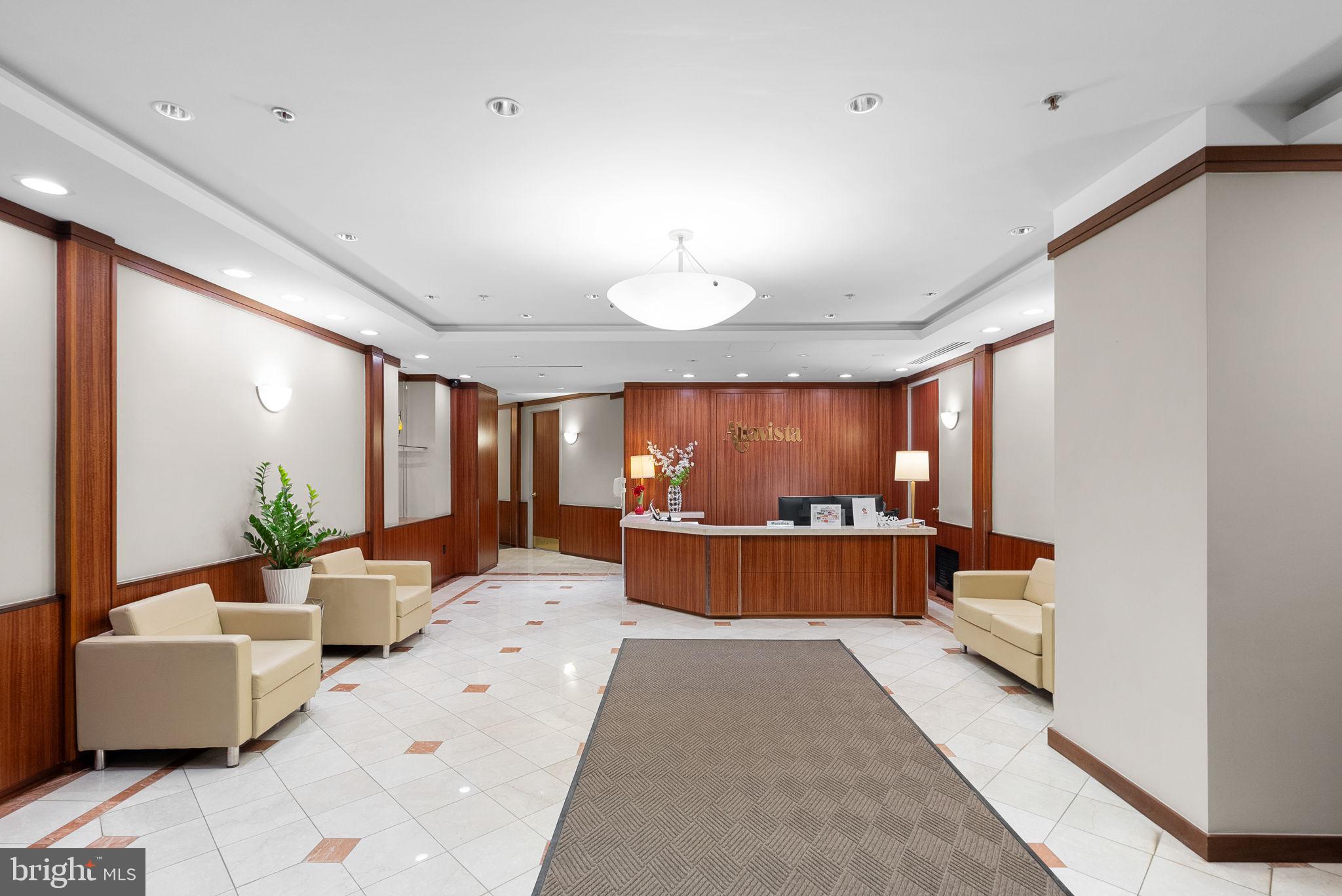 900 N STAFFORD STREET 1614