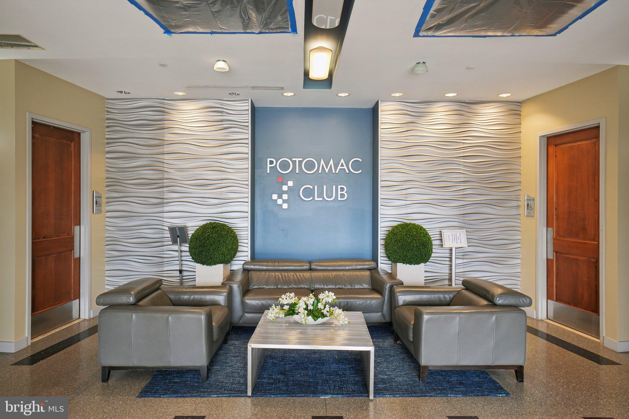 POTOMAC CLUB - Residential