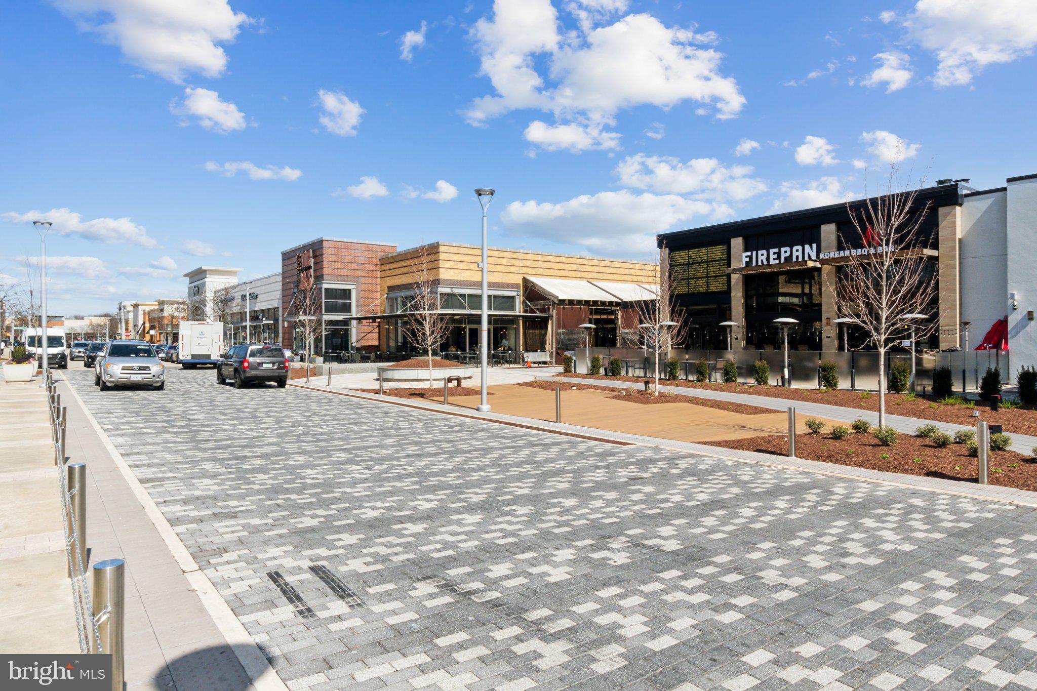 POTOMAC CLUB - Residential