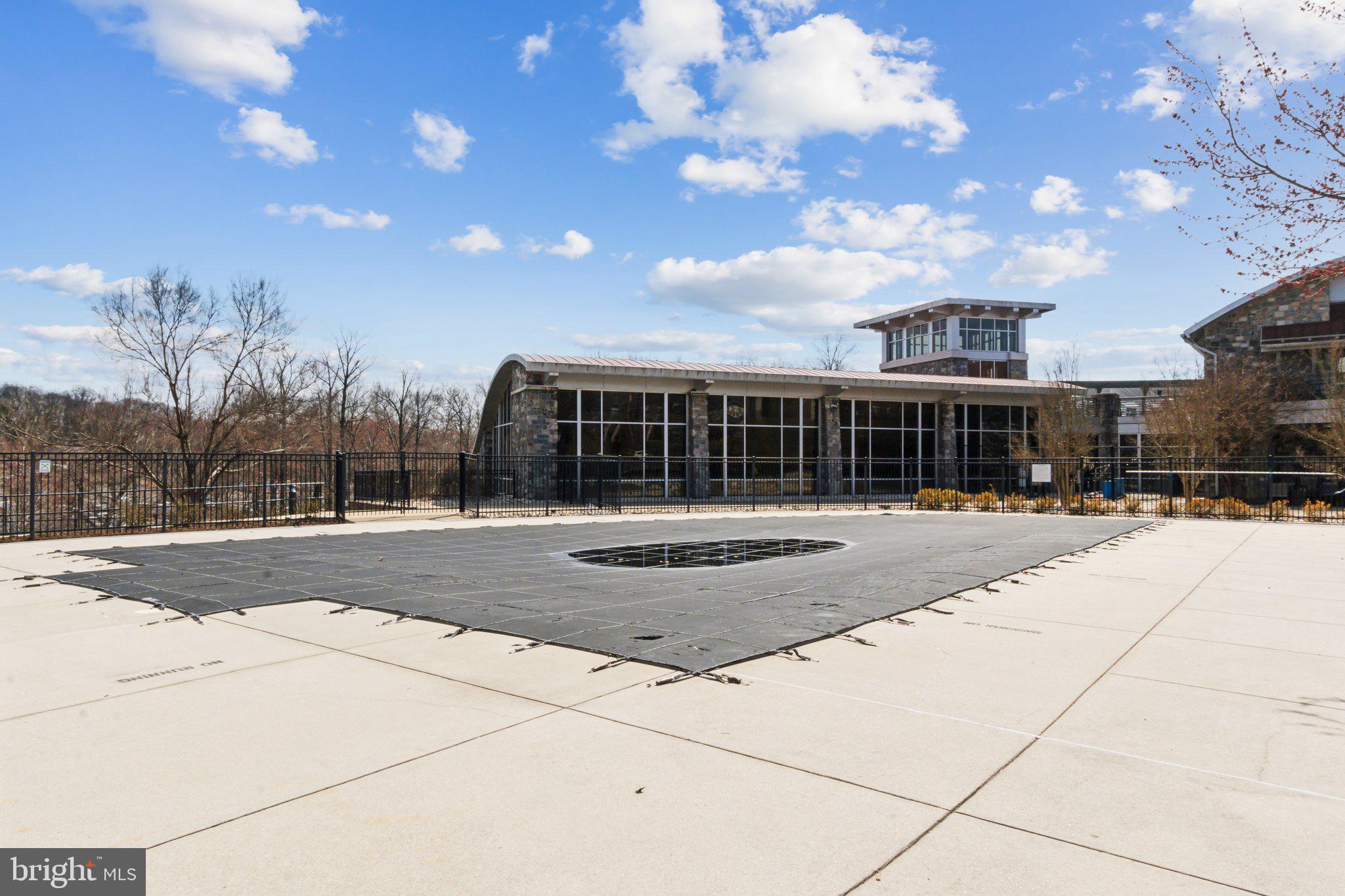 POTOMAC CLUB - Residential