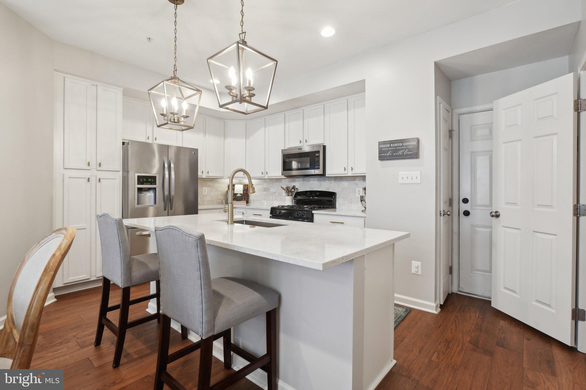 POTOMAC CLUB - Residential