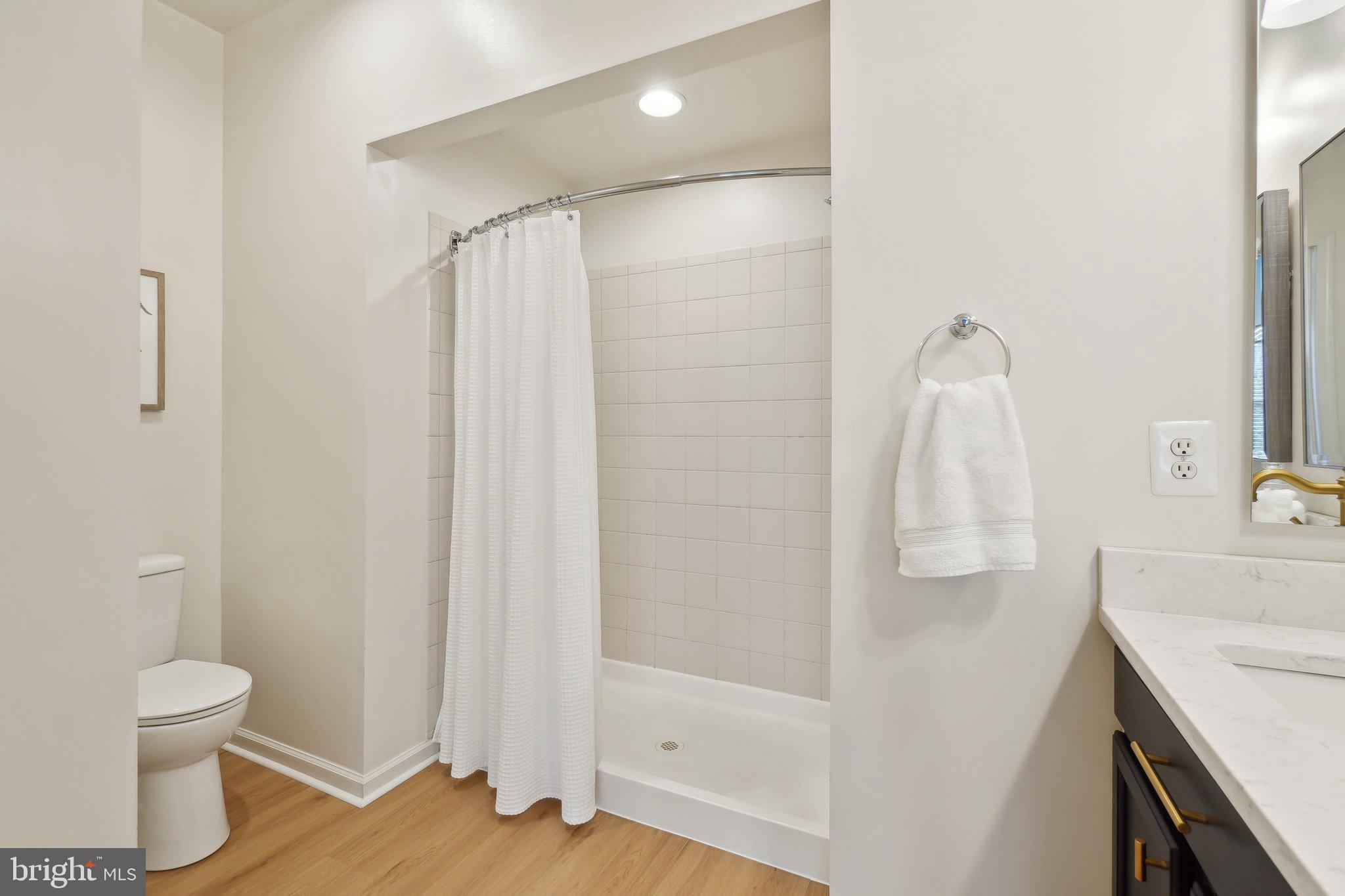 POTOMAC CLUB - Residential