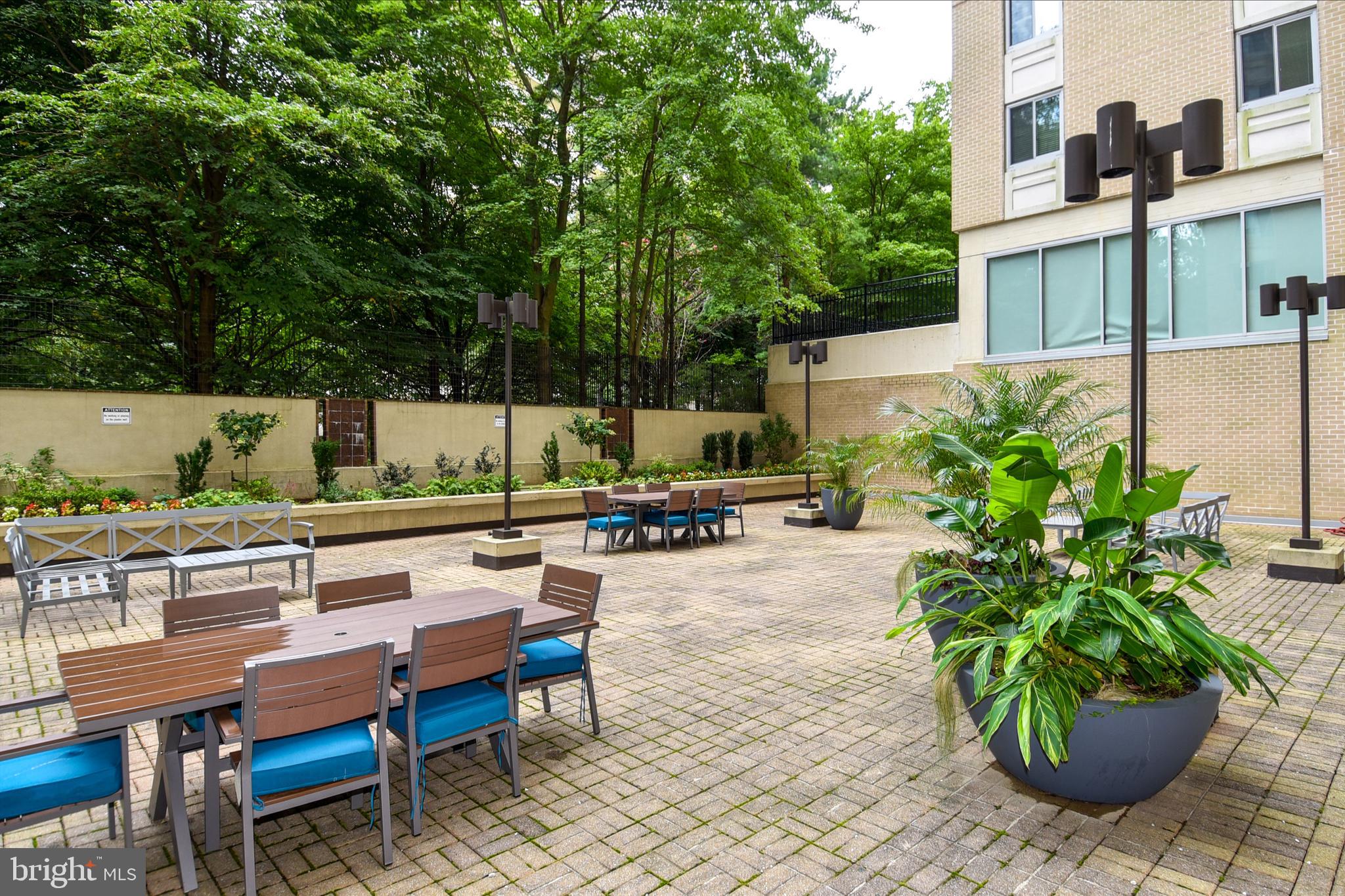 FRIENDSHIP HEIGHTS - Residential