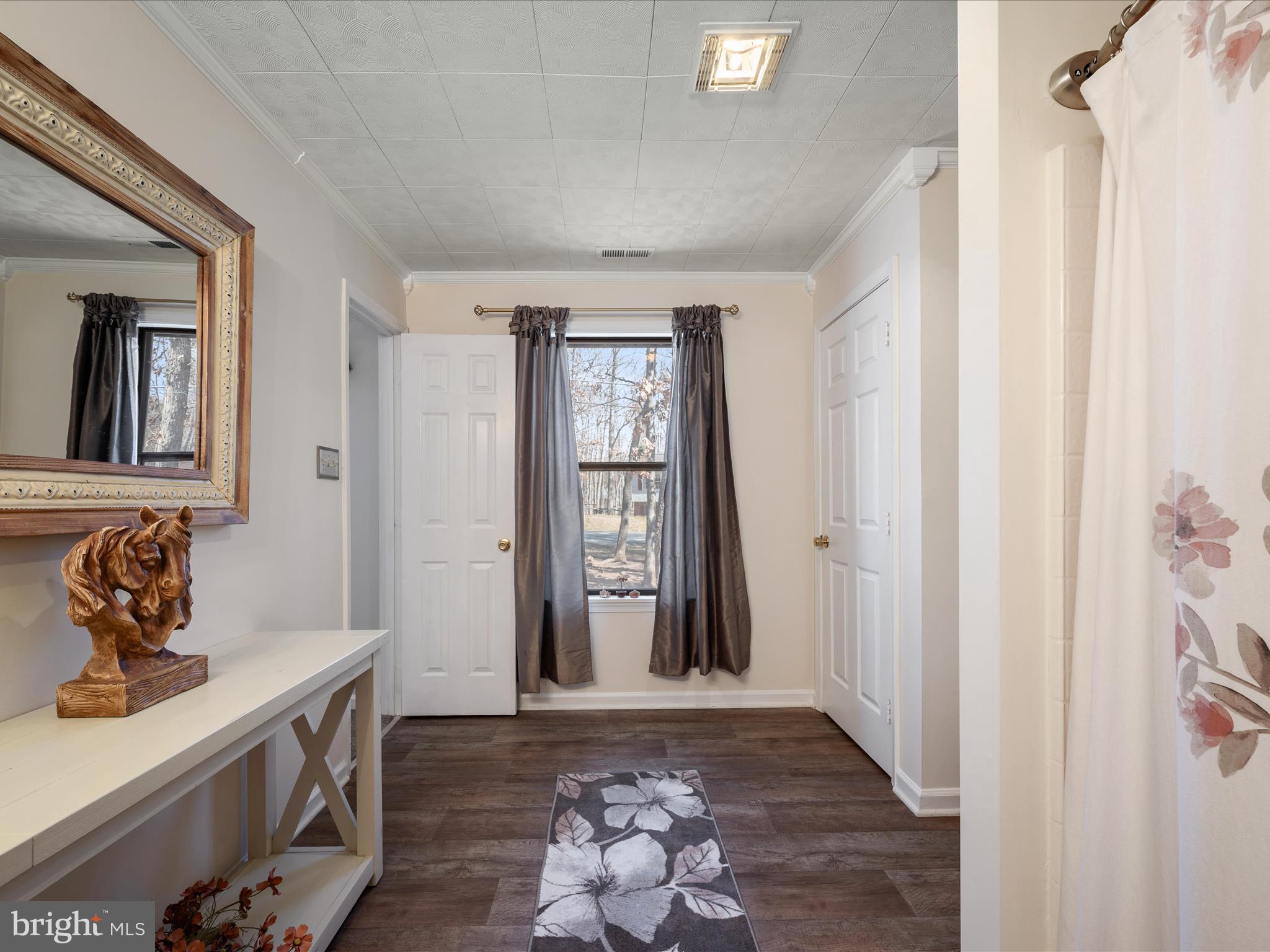 LAKE HOLIDAY ESTATES - Residential