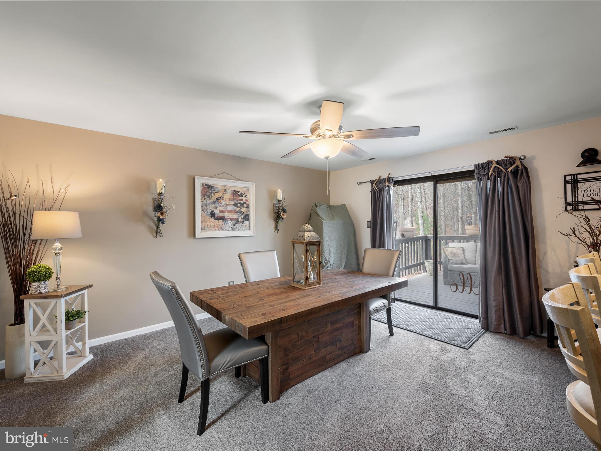 LAKE HOLIDAY ESTATES - Residential