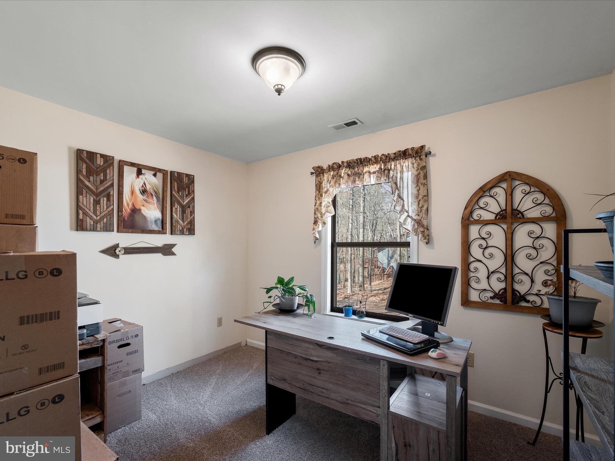 LAKE HOLIDAY ESTATES - Residential