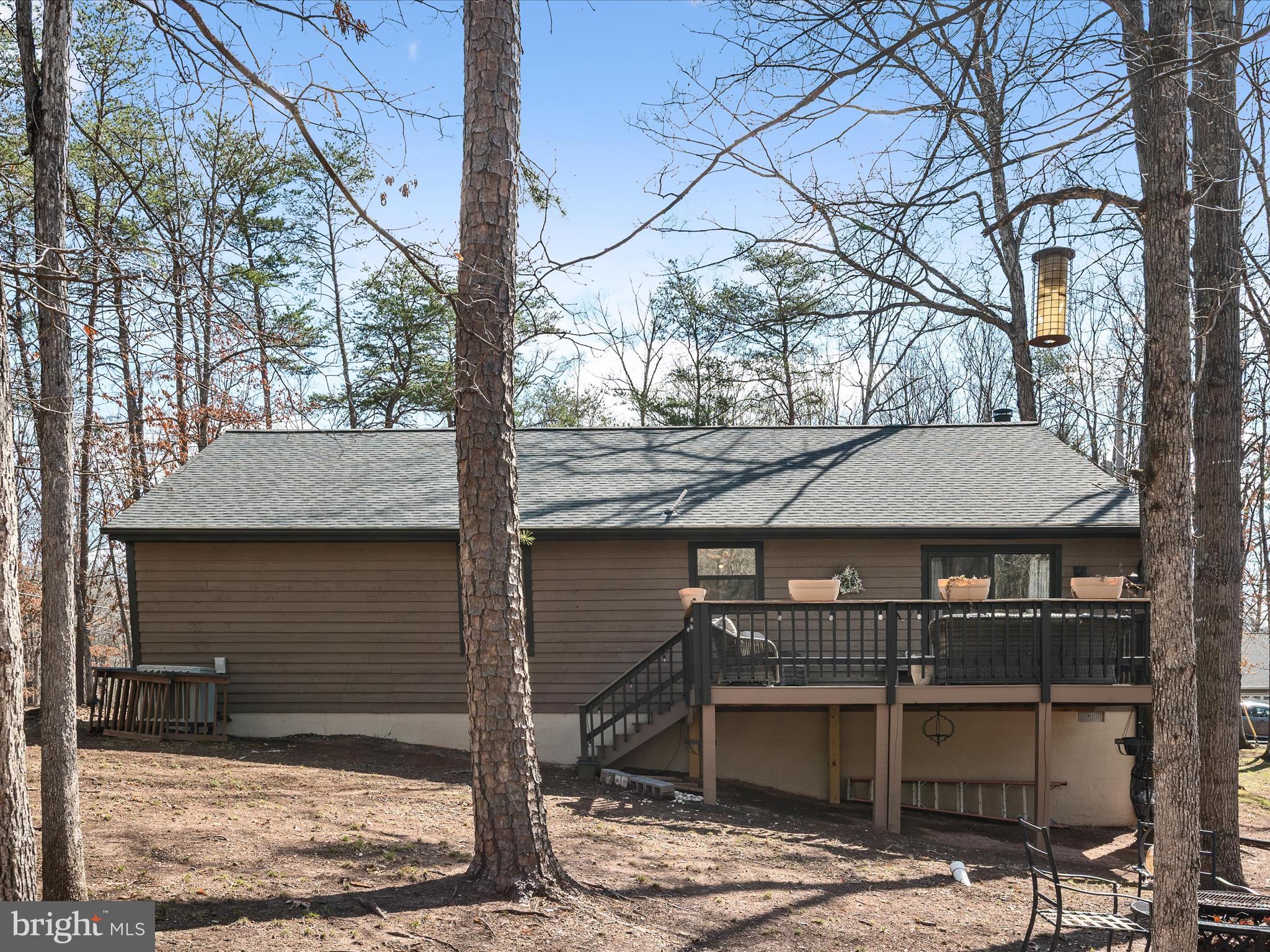 LAKE HOLIDAY ESTATES - Residential