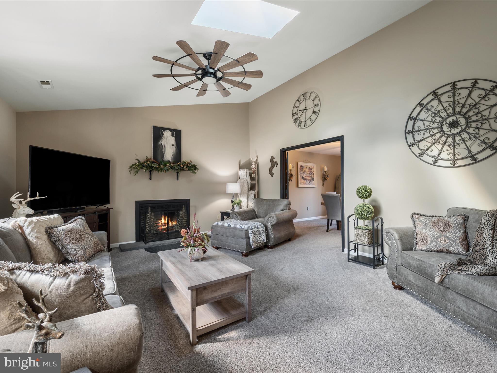 LAKE HOLIDAY ESTATES - Residential