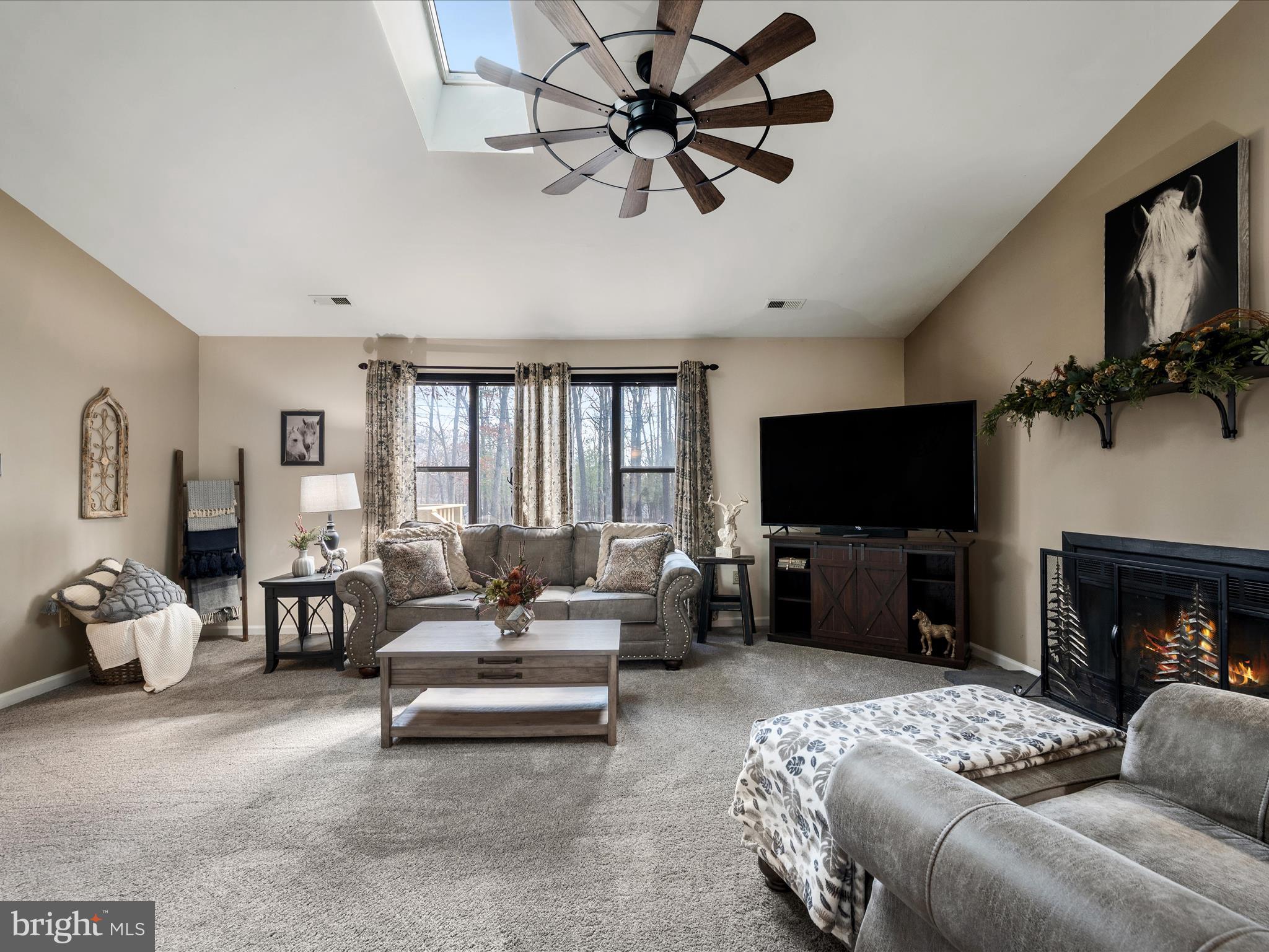 LAKE HOLIDAY ESTATES - Residential