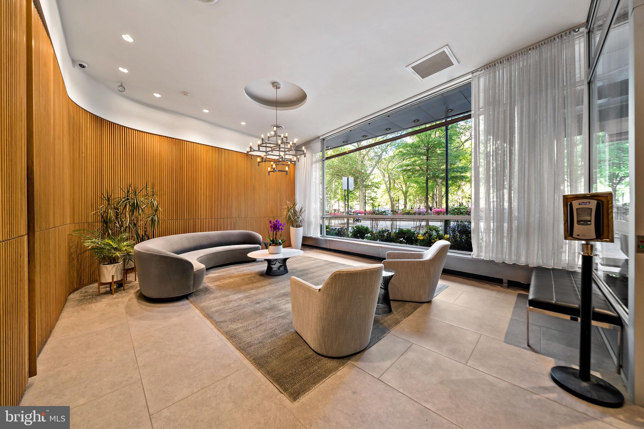 220 W RITTENHOUSE SQUARE 21A&C