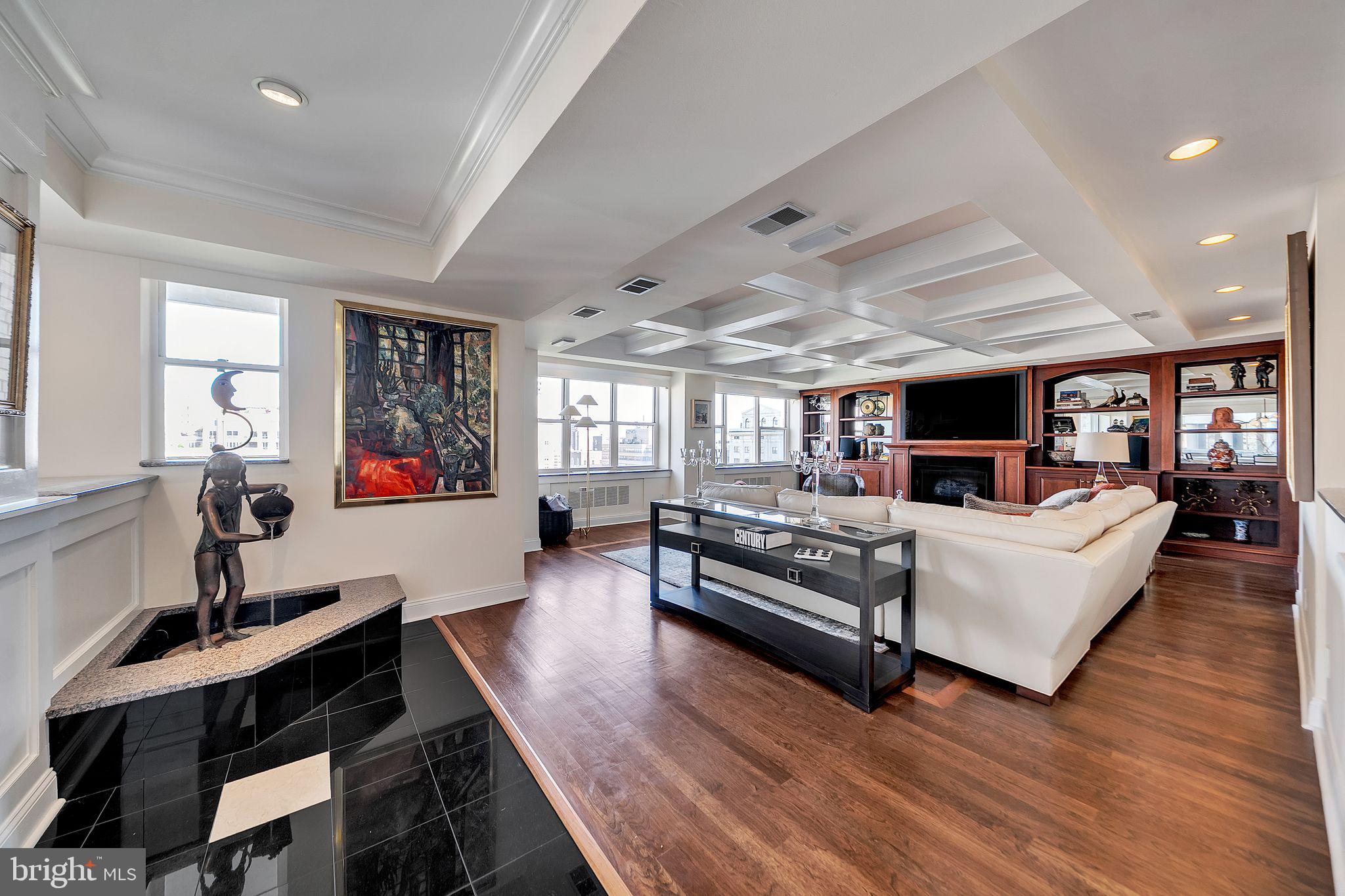 RITTENHOUSE SQUARE - Residential