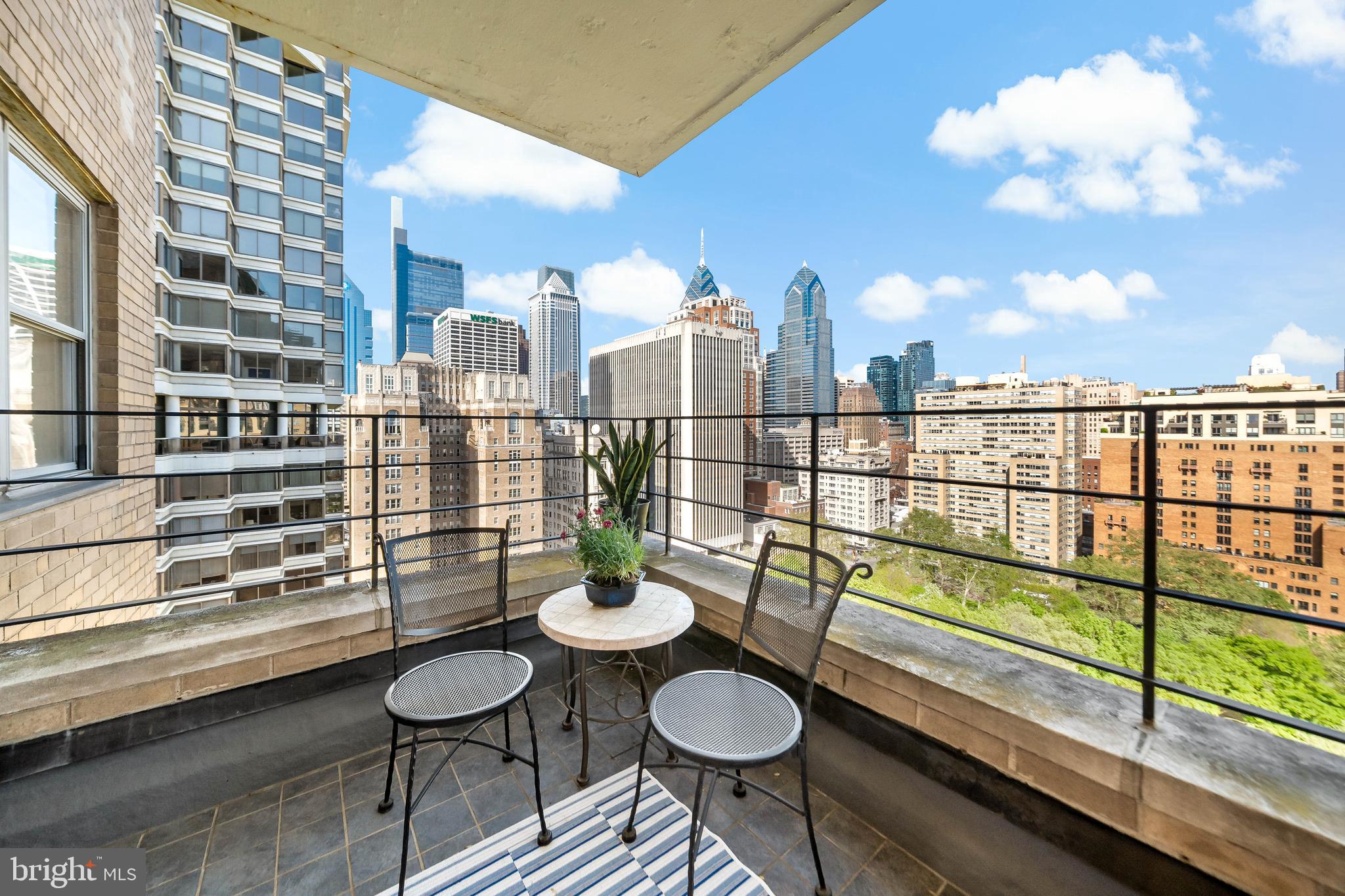 RITTENHOUSE SQUARE - Residential