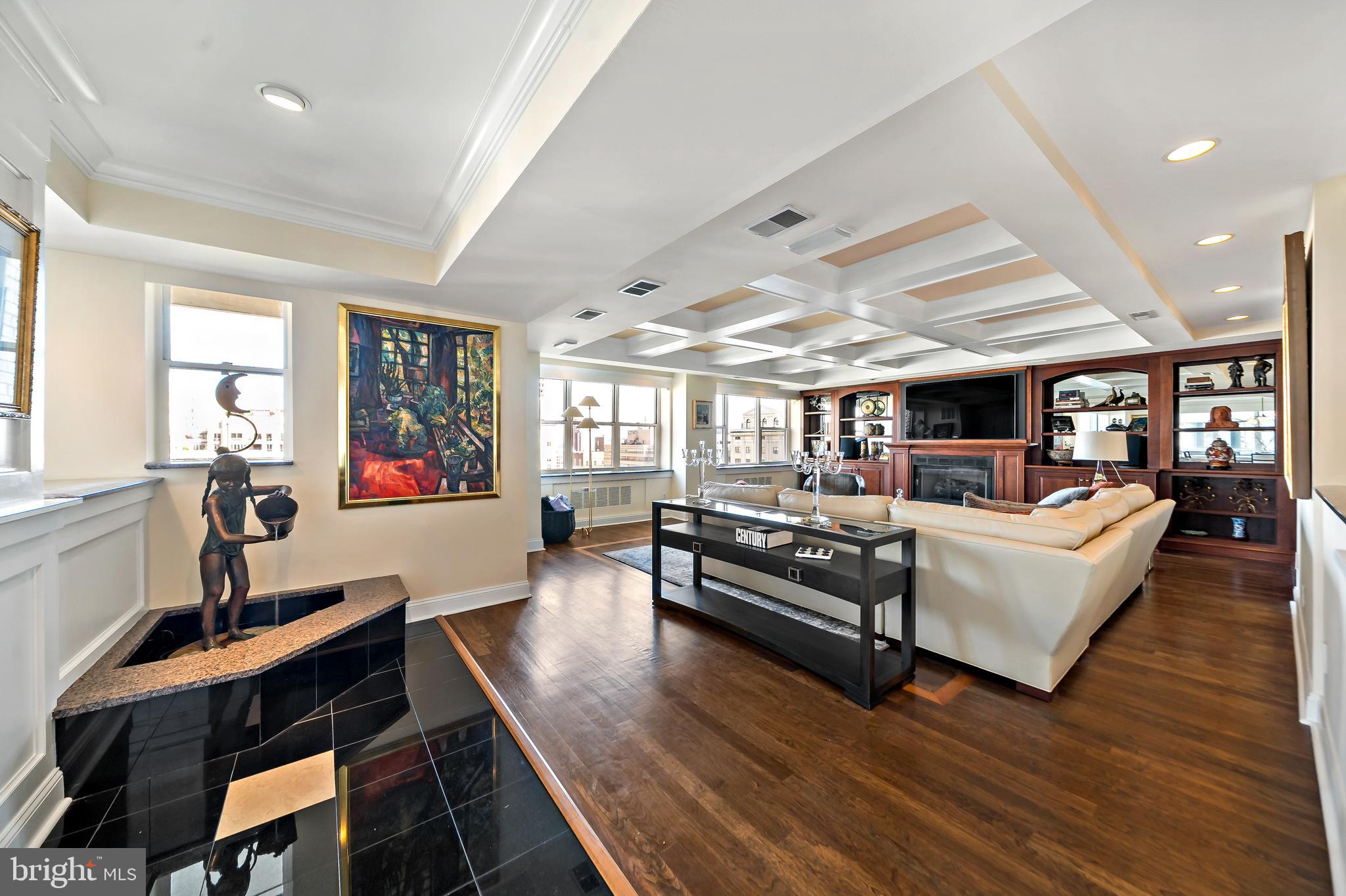 RITTENHOUSE SQUARE - Residential