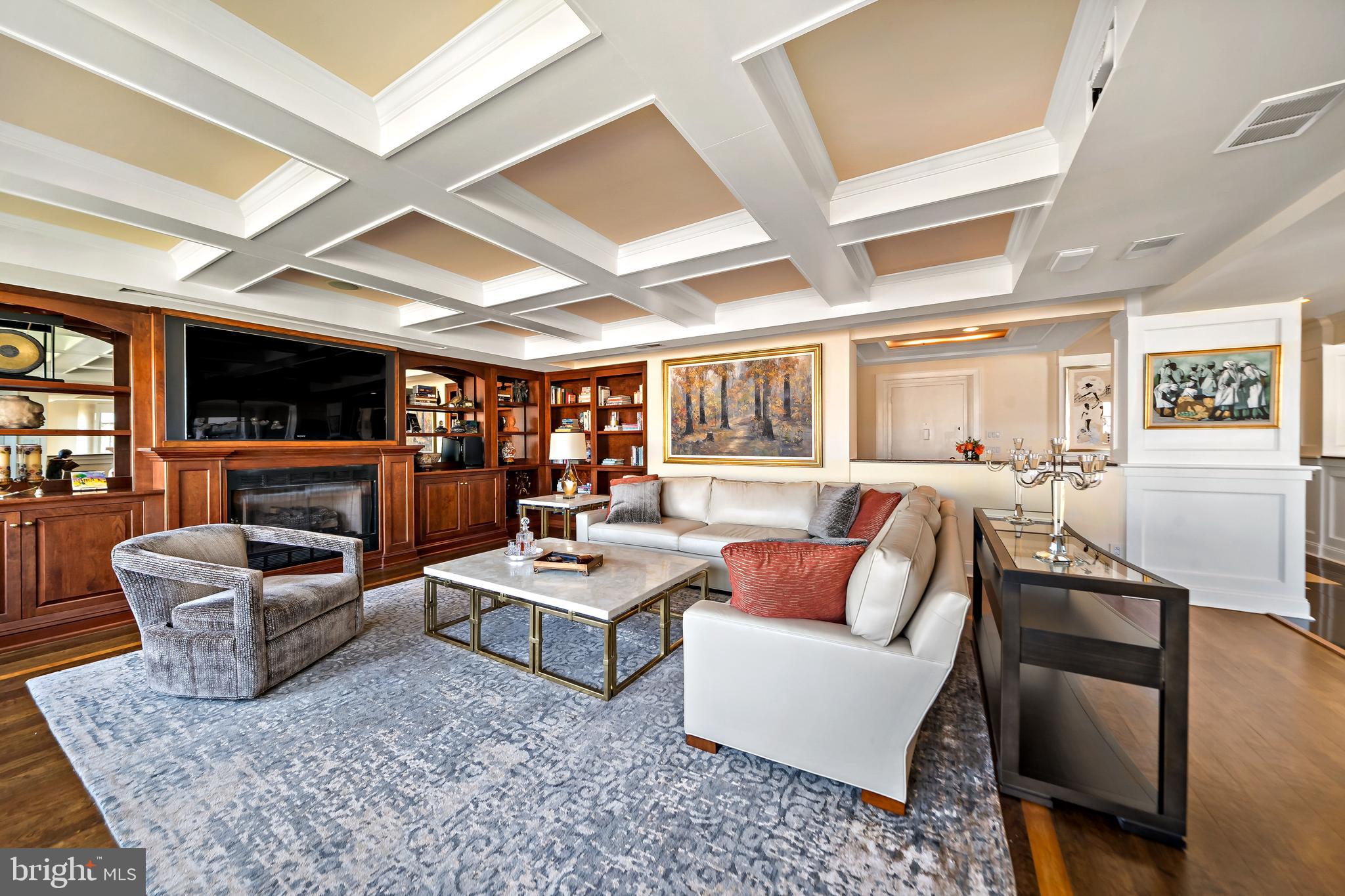 RITTENHOUSE SQUARE - Residential