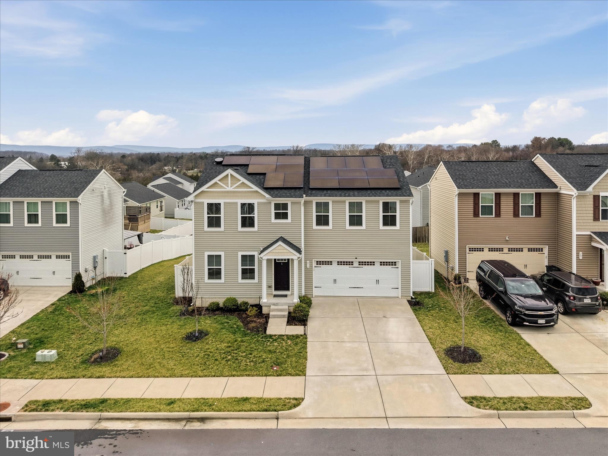 THE VILLAGE AT MIDDLETOWN - Residential