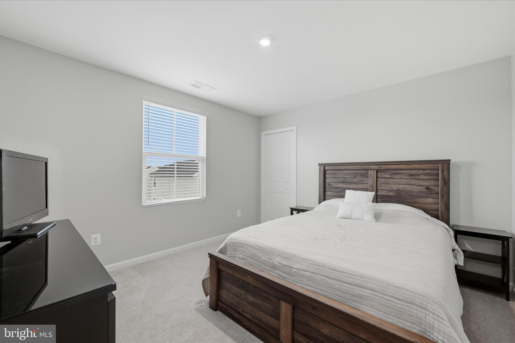 THE VILLAGE AT MIDDLETOWN - Residential