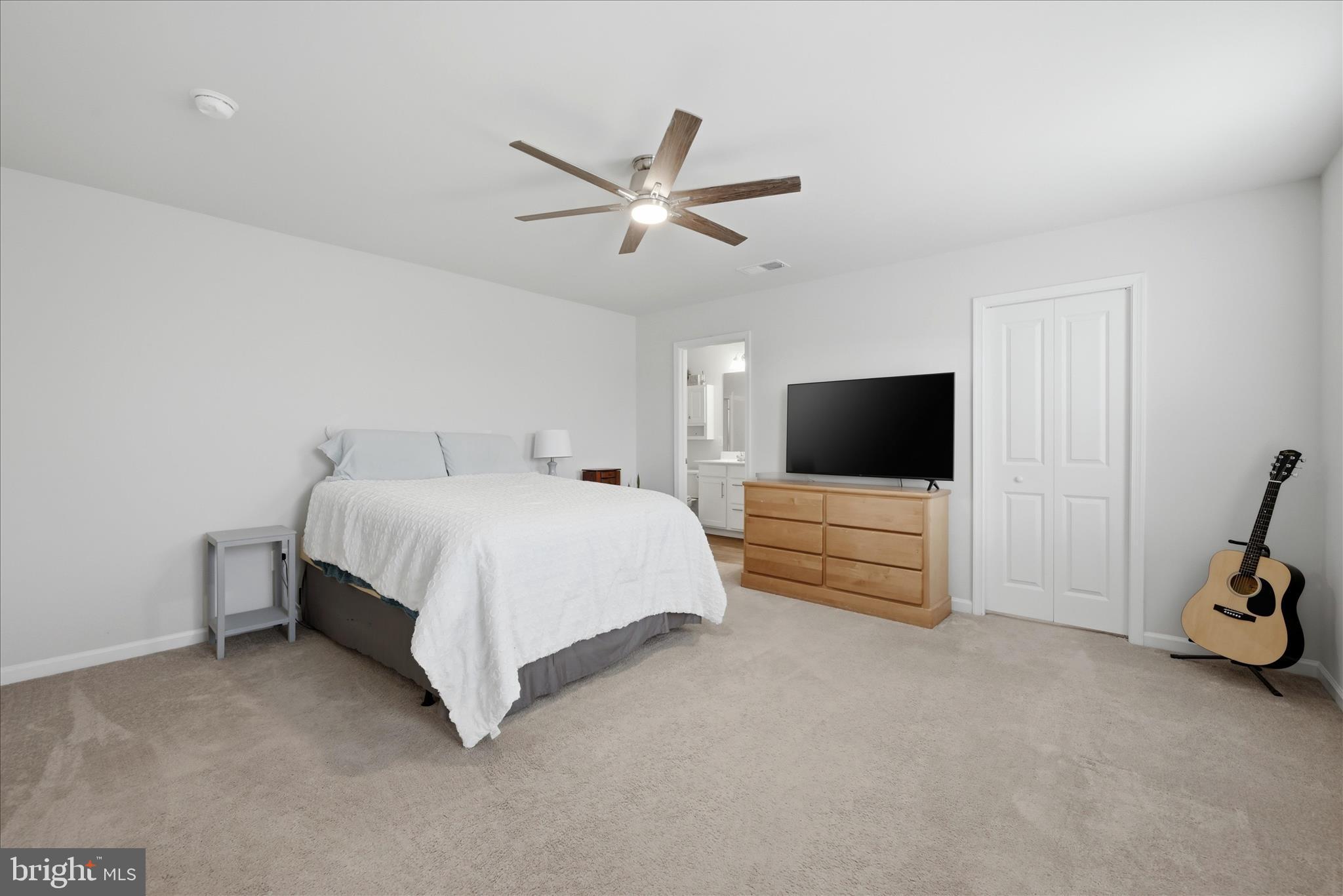 THE VILLAGE AT MIDDLETOWN - Residential