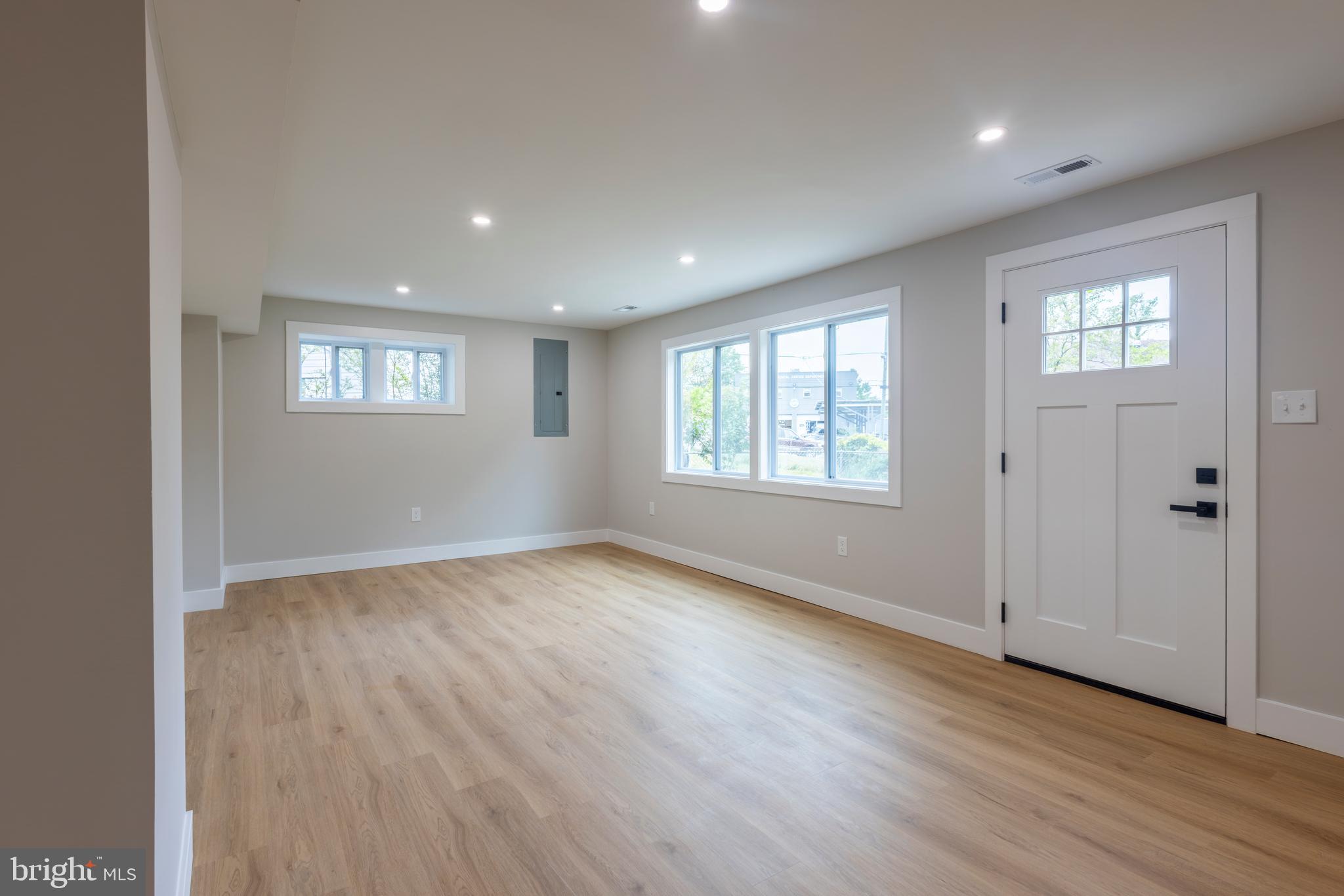 PLEASANTDALE - Residential