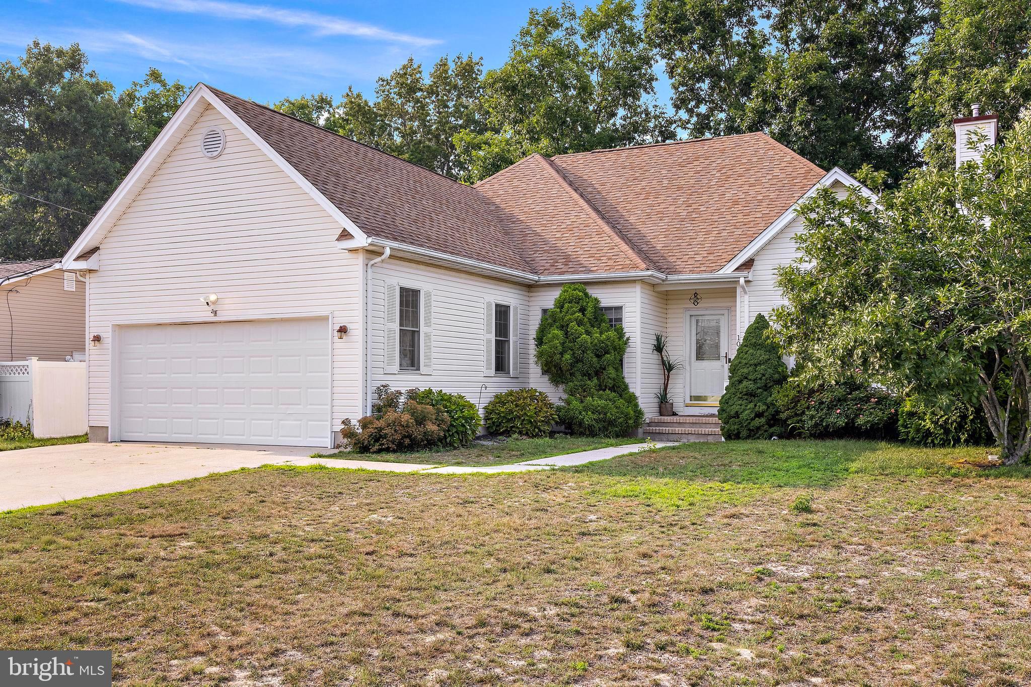1016 BEACH LANE