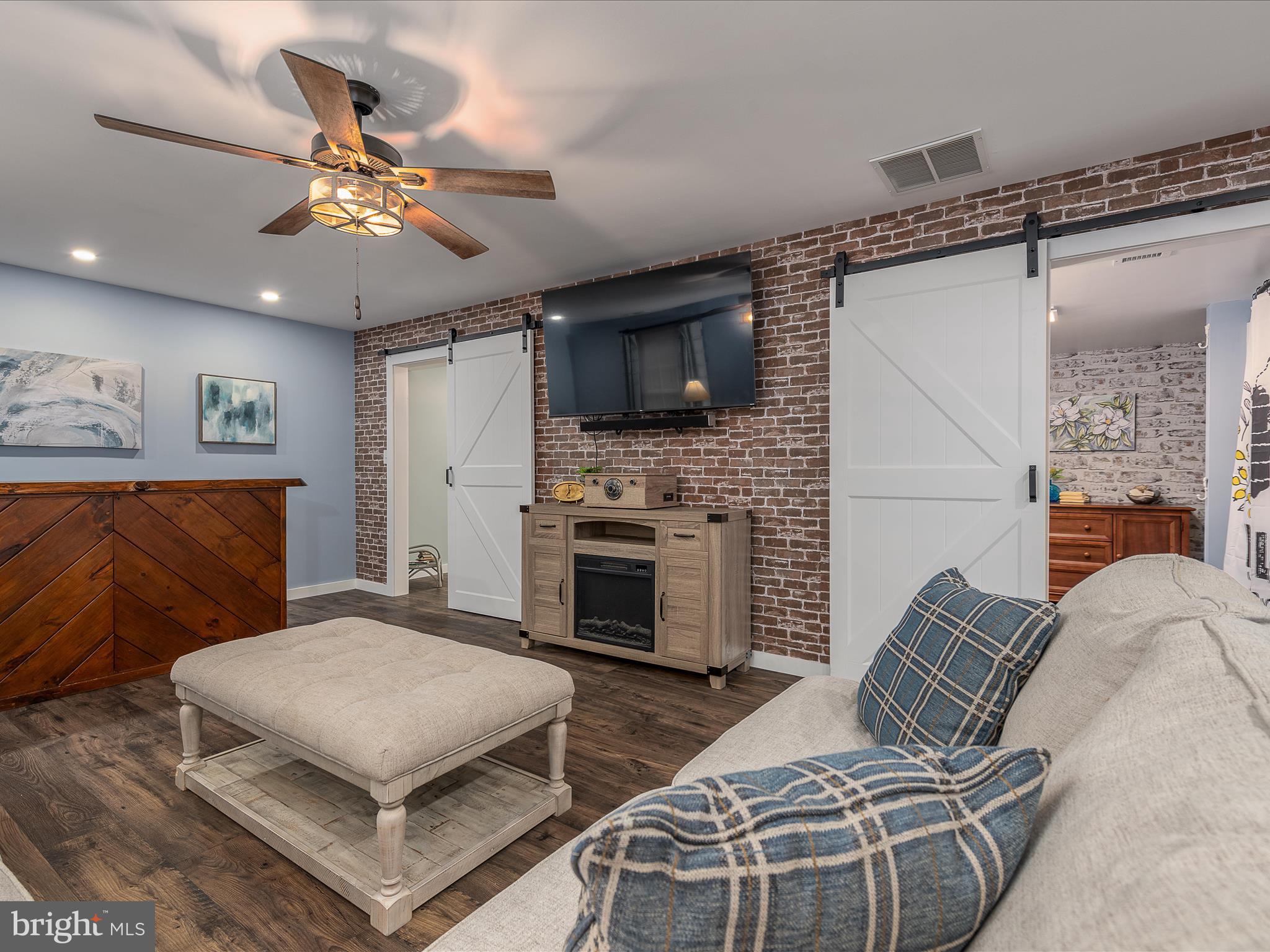 PRINCETON SHOALS - Residential