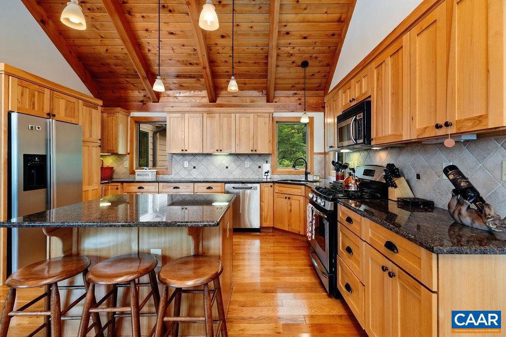 WINTERGREEN RESORT - Residential