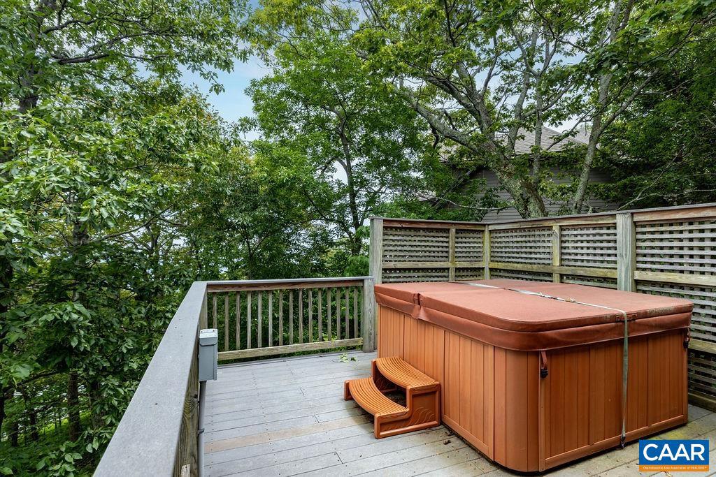 WINTERGREEN RESORT - Residential