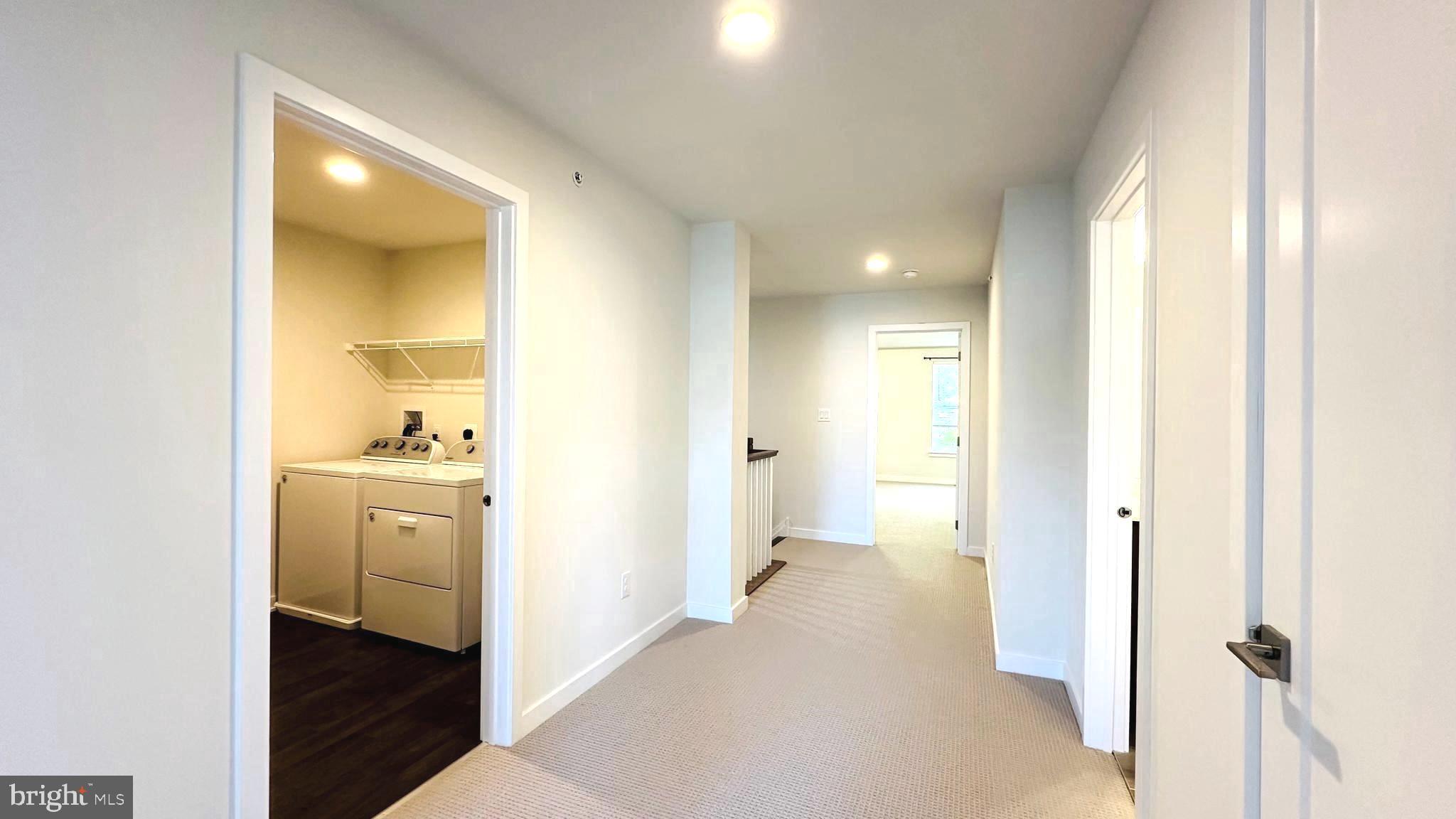WALNUT CREEK AT MONT - Residential