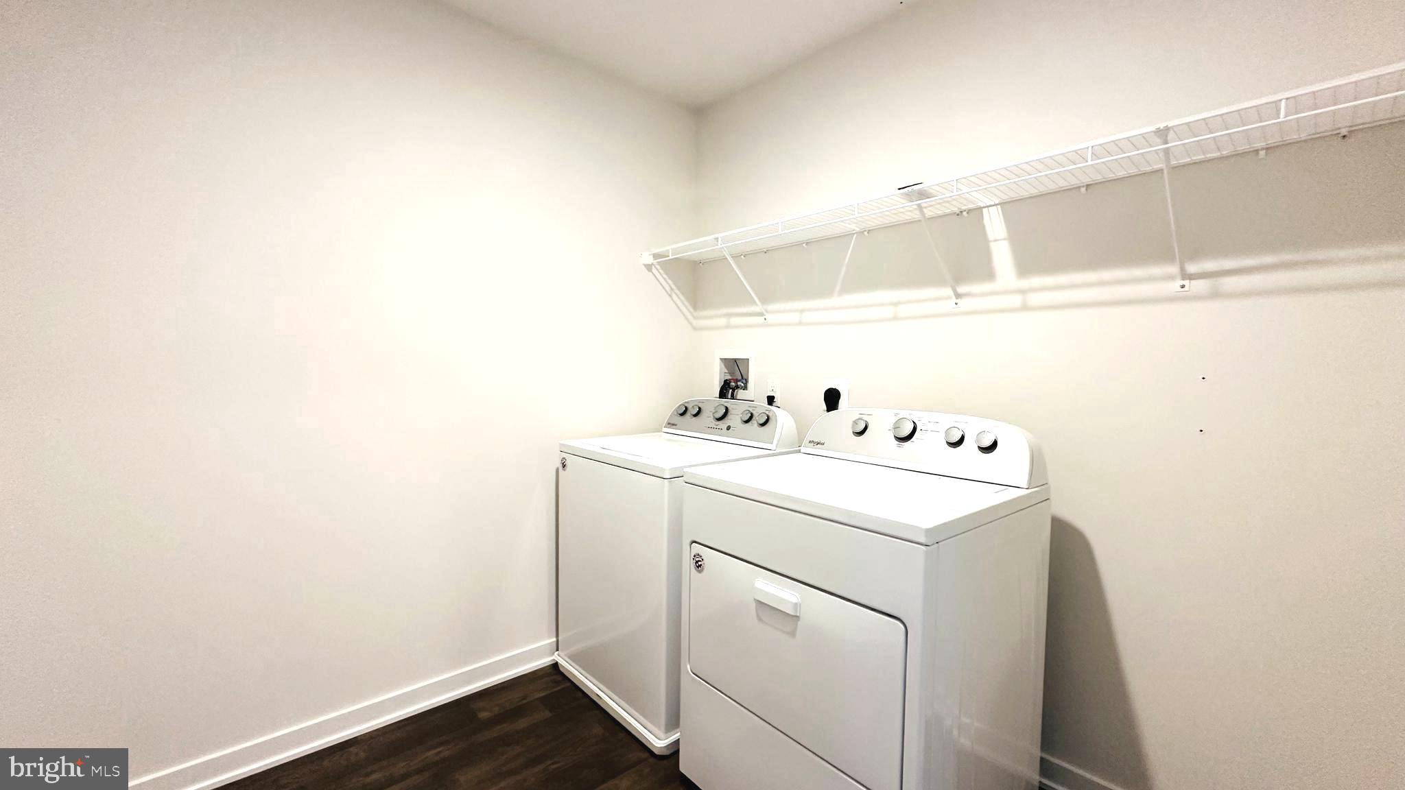 WALNUT CREEK AT MONT - Residential