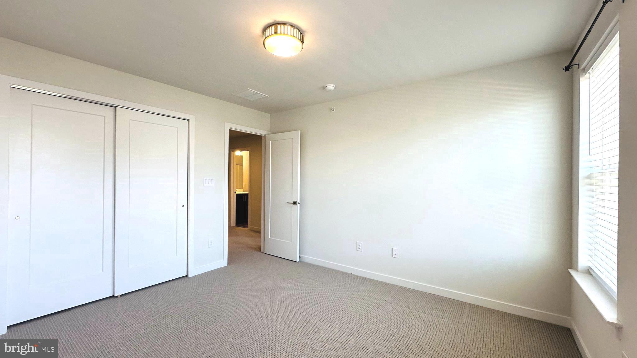 WALNUT CREEK AT MONT - Residential