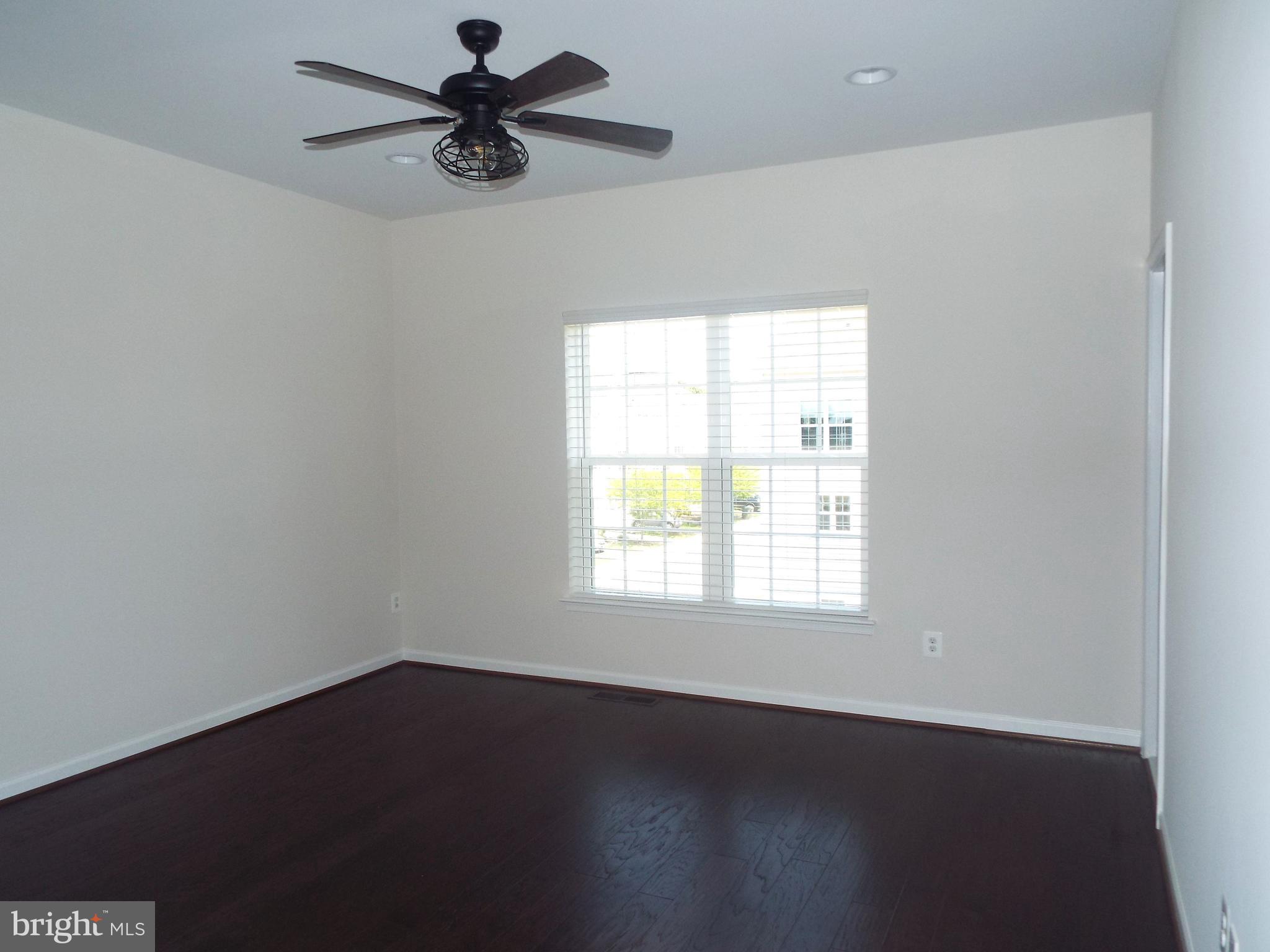 MAYFAIR - Residential Lease