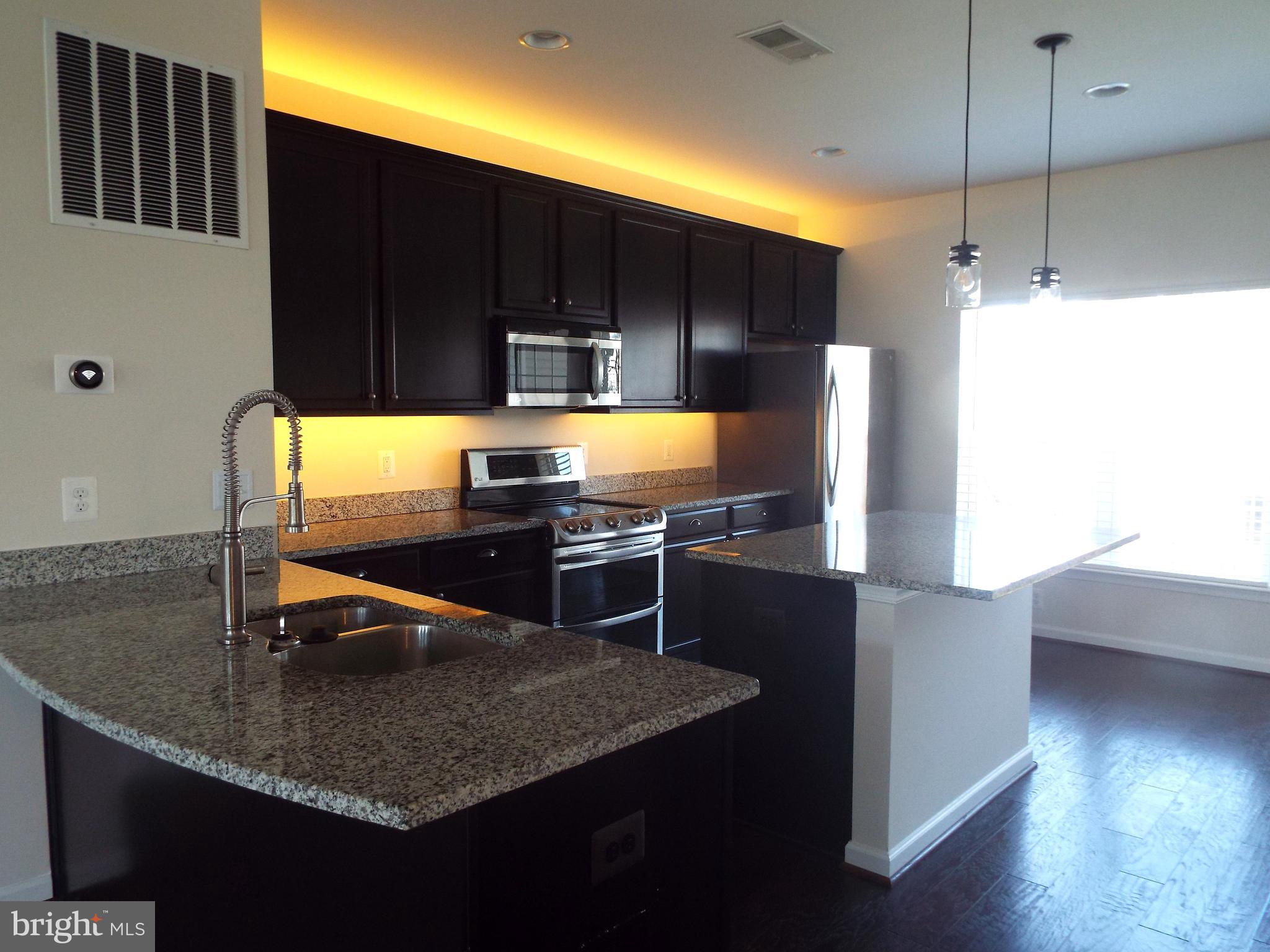 MAYFAIR - Residential Lease