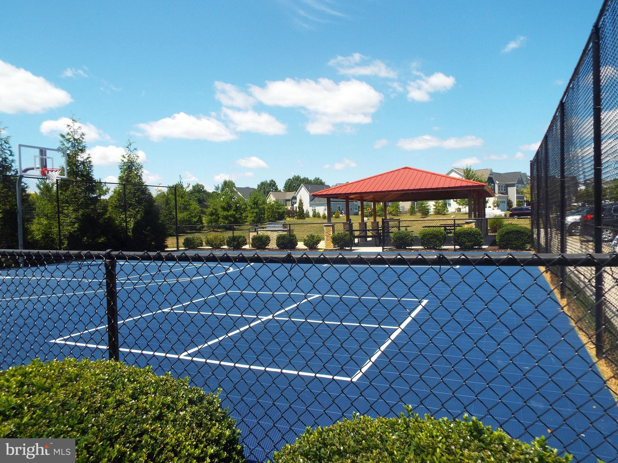 MAYFAIR - Residential Lease