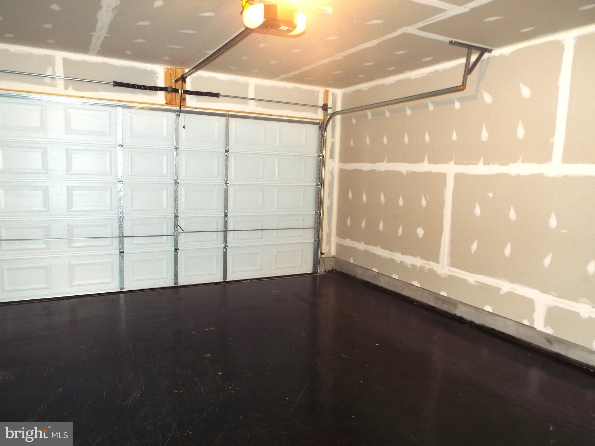 MAYFAIR - Residential Lease