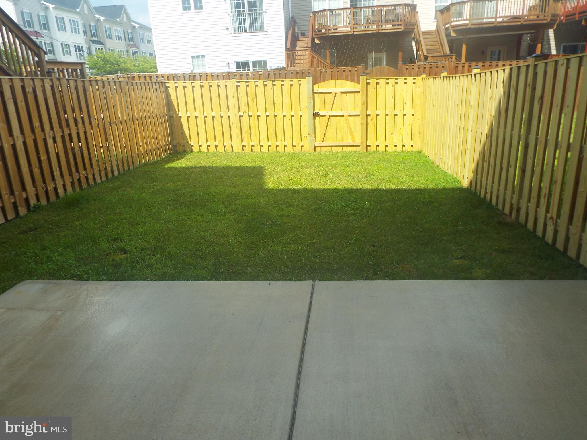 MAYFAIR - Residential Lease