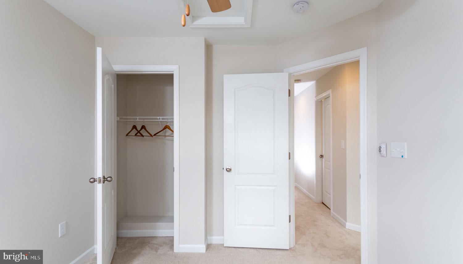 TOWNES AT TATE MANOR - Residential