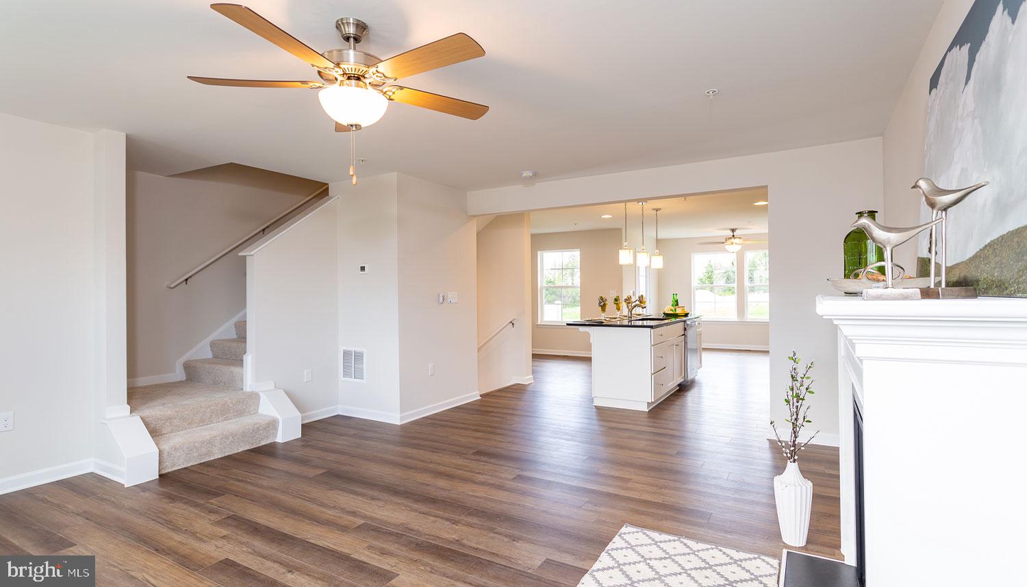 TOWNES AT TATE MANOR - Residential