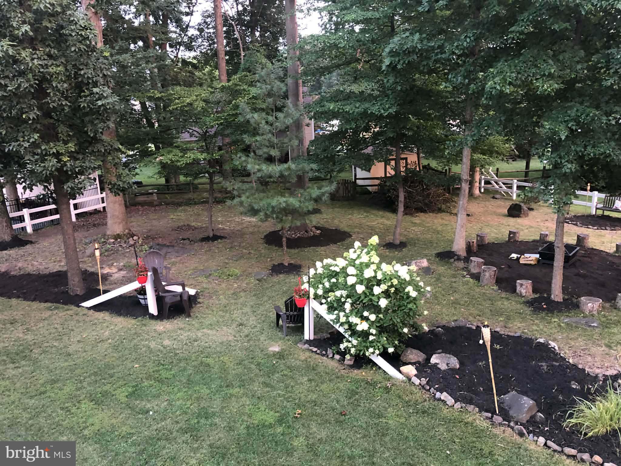 TUCKER WOODS - Residential