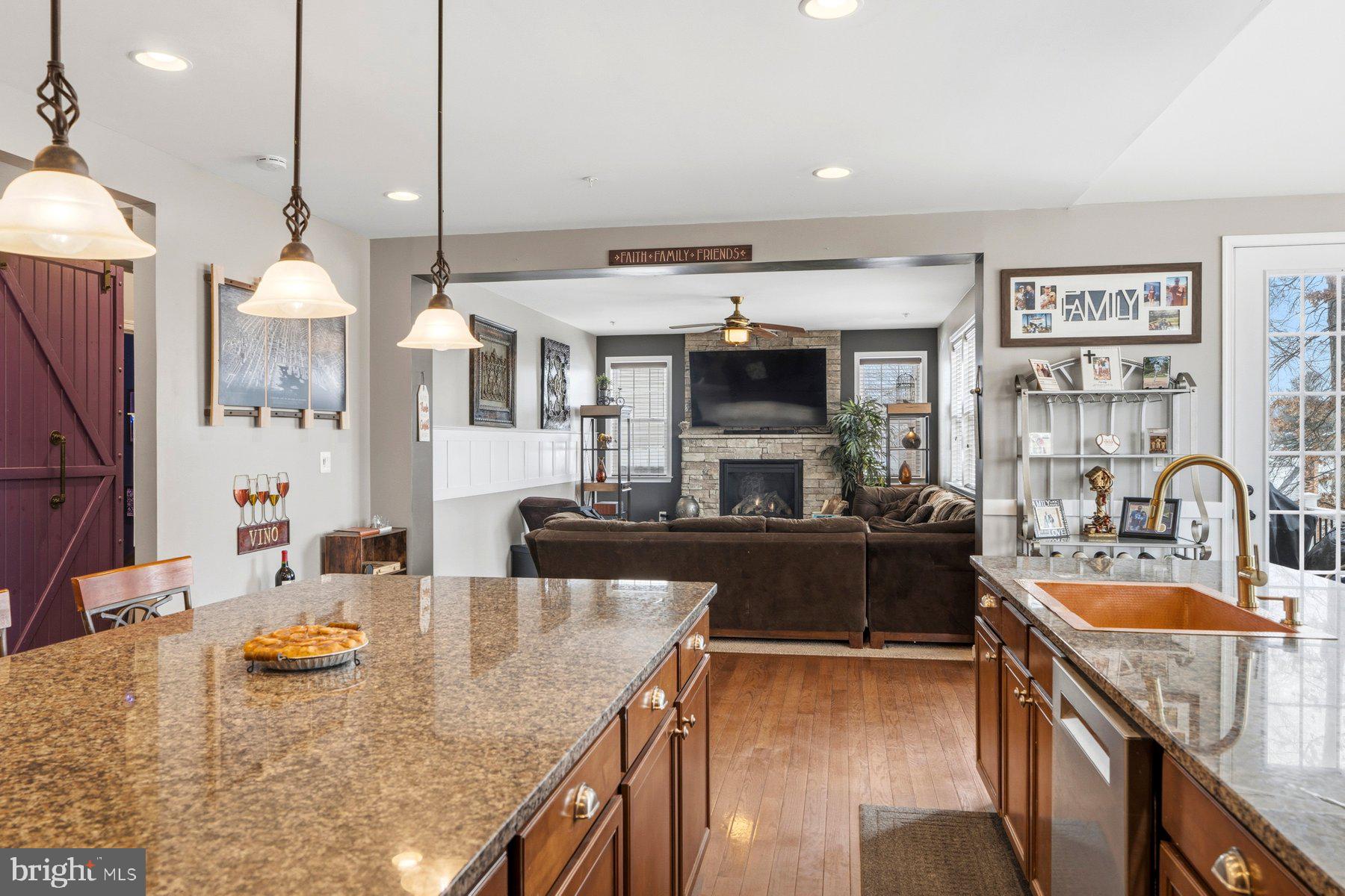 TUCKER WOODS - Residential