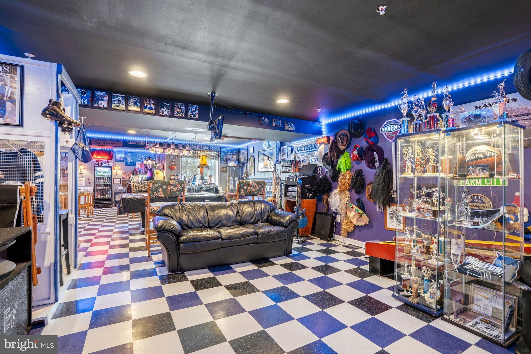 TUCKER WOODS - Residential