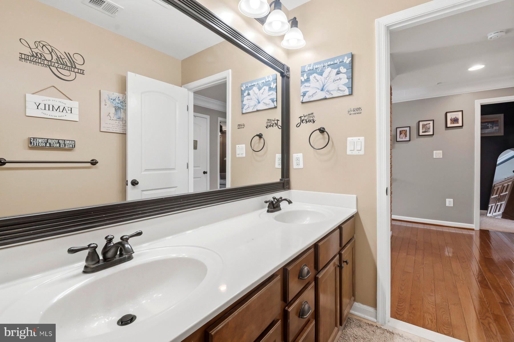 TUCKER WOODS - Residential