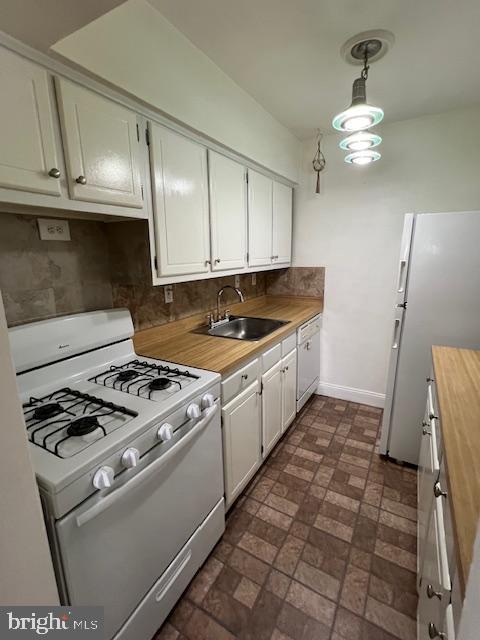 WESTINGHOUSE VLG - Residential Income