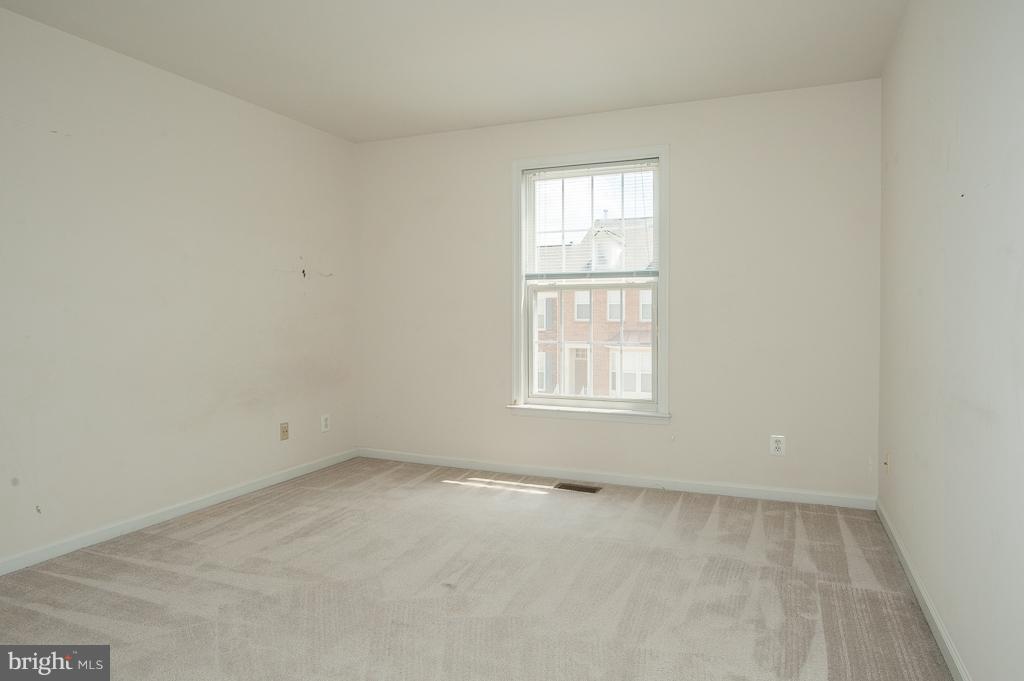 TOWNES AT MANCHESTER PARK - Residential Lease