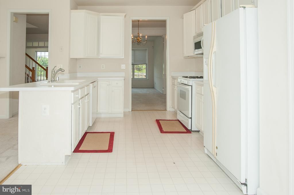 TOWNES AT MANCHESTER PARK - Residential Lease