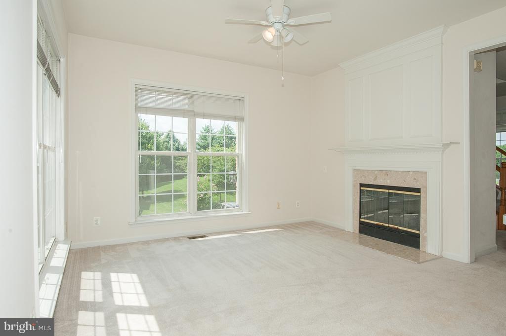 TOWNES AT MANCHESTER PARK - Residential Lease