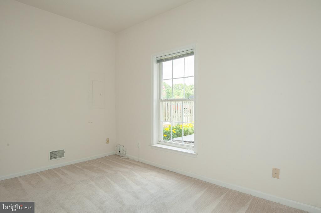 TOWNES AT MANCHESTER PARK - Residential Lease